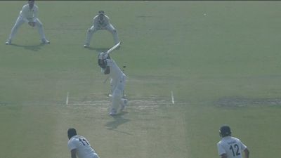 विराट कोहली ही नहीं टीम इंडिया के इन सितारों की भी रणजी ट्रॉफी में खुली पोल, किसी से रन नहीं बने तो कोई विकेट को तरसा SportsTak Hindi