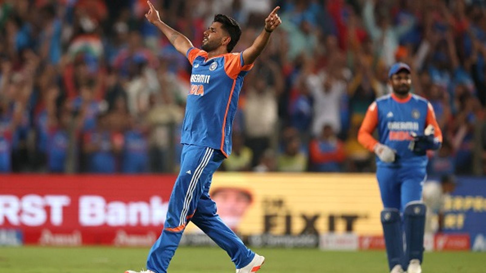 हर्षित राणा को 2 ओवरों के बाद मैदान पर किसने भेजा? गेंदबाज ने डेब्यू में 3 विकेट चटकाने के बाद किया बड़ा खुलासा, कहा- केकेआर में...  हर्षित राणा को 2 ओवरों के बाद मैदान पर किसने भेजा? गेंदबाज ने डेब्यू में 3 विकेट चटकाने के बाद किया बड़ा खुलासा, कहा- केकेआर में...