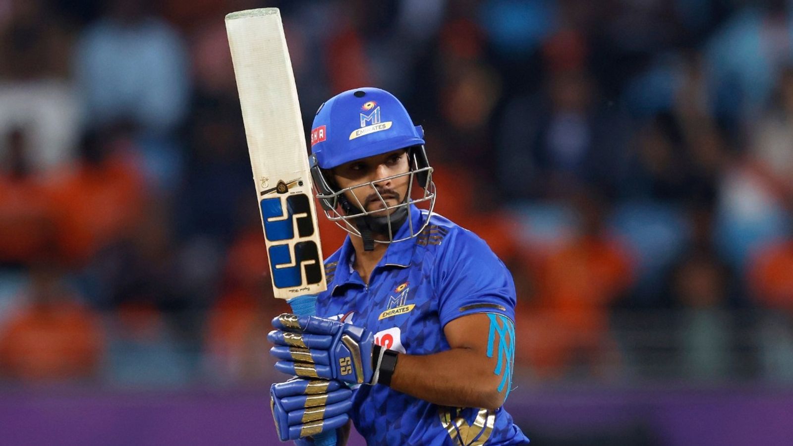 इंग्लिश ओपनर के 86 रन पर निकोलस पूरन ने फेरा पानी, फिफ्टी ठोक MI अमीरात को ILT20 2025 प्लेऑफ के करीब पहुंचाया इंग्लिश ओपनर के 86 रन पर निकोलस पूरन ने फेरा पानी, फिफ्टी ठोक MI अमीरात को ILT20 2025 प्लेऑफ के करीब पहुंचाया