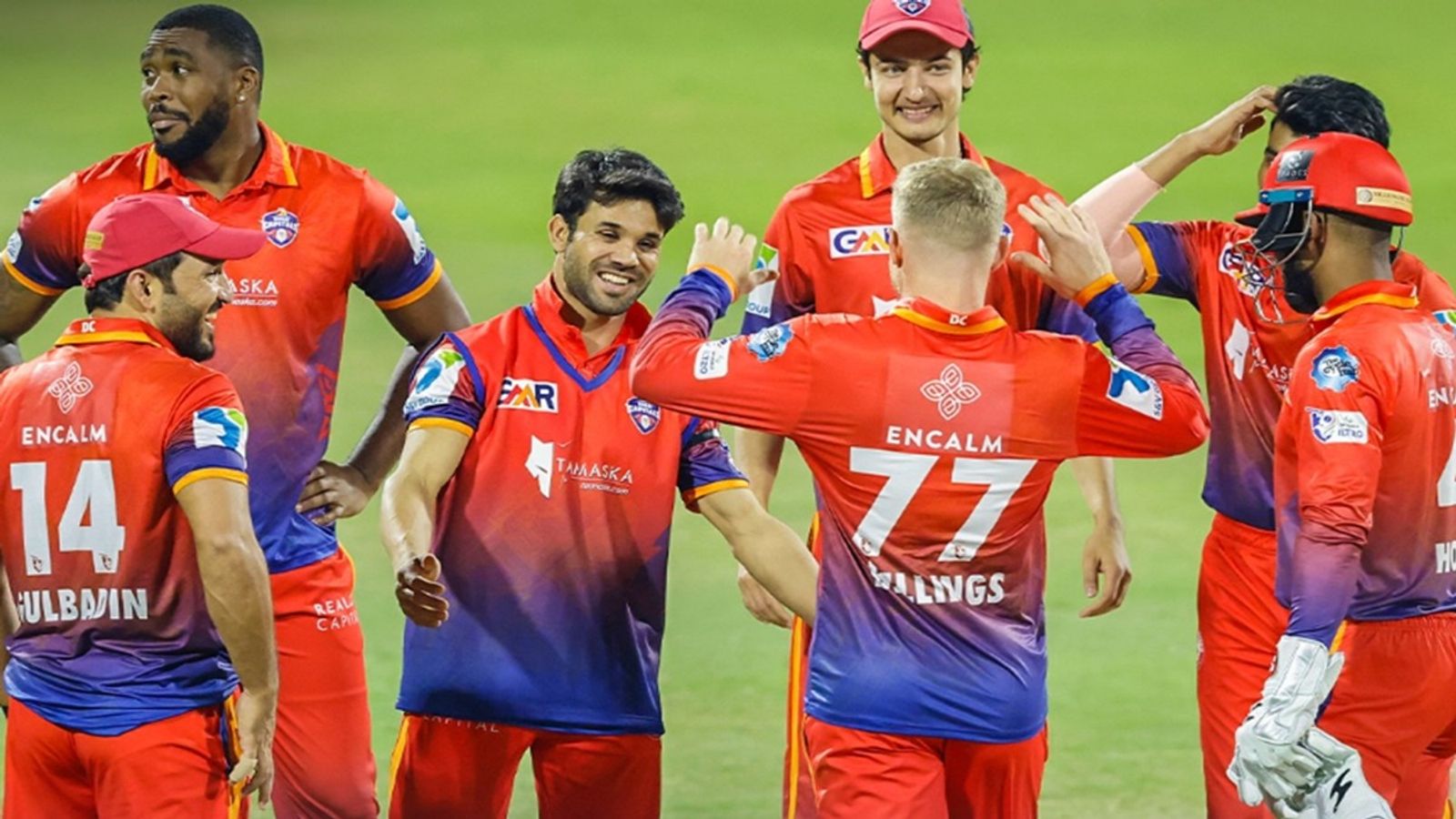 कैपिटल्स ने टॉपर वाइपर्स को हरा ILT20 के पहले क्वालिफायर में की सीधी एंट्री, होप-गुलबदीन की फिफ्टी और कैस अहमद के चार विकेट की बदौलत जीती जंग कैपिटल्स ने टॉपर वाइपर्स को हरा ILT20 के पहले क्वालिफायर में की सीधी एंट्री, होप-गुलबदीन की फिफ्टी और कैस अहमद के चार विकेट की बदौलत जीती जंग