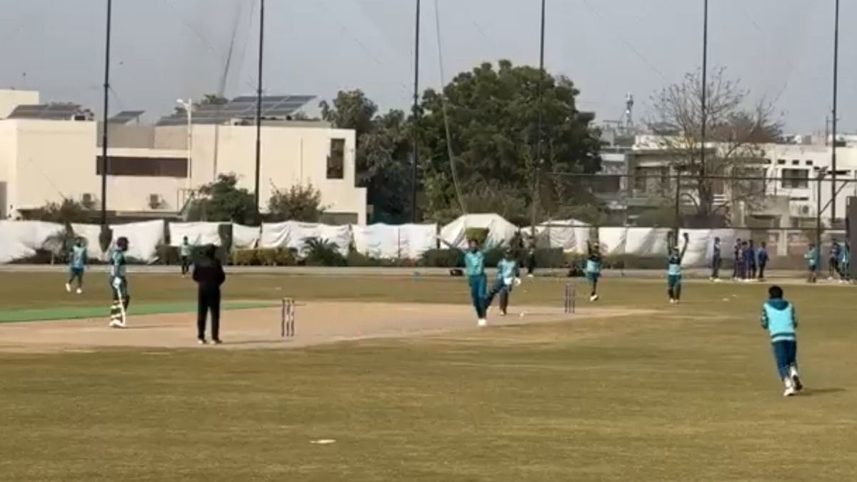 शाहीन अफरीदी के सामने बाबर आजम को फिर होना पड़ा शर्मिंदा,बिना खाता खोले लौटे पवेलियन, क्रीज छोड़ने को नहीं हुए तैयार, VIDEO