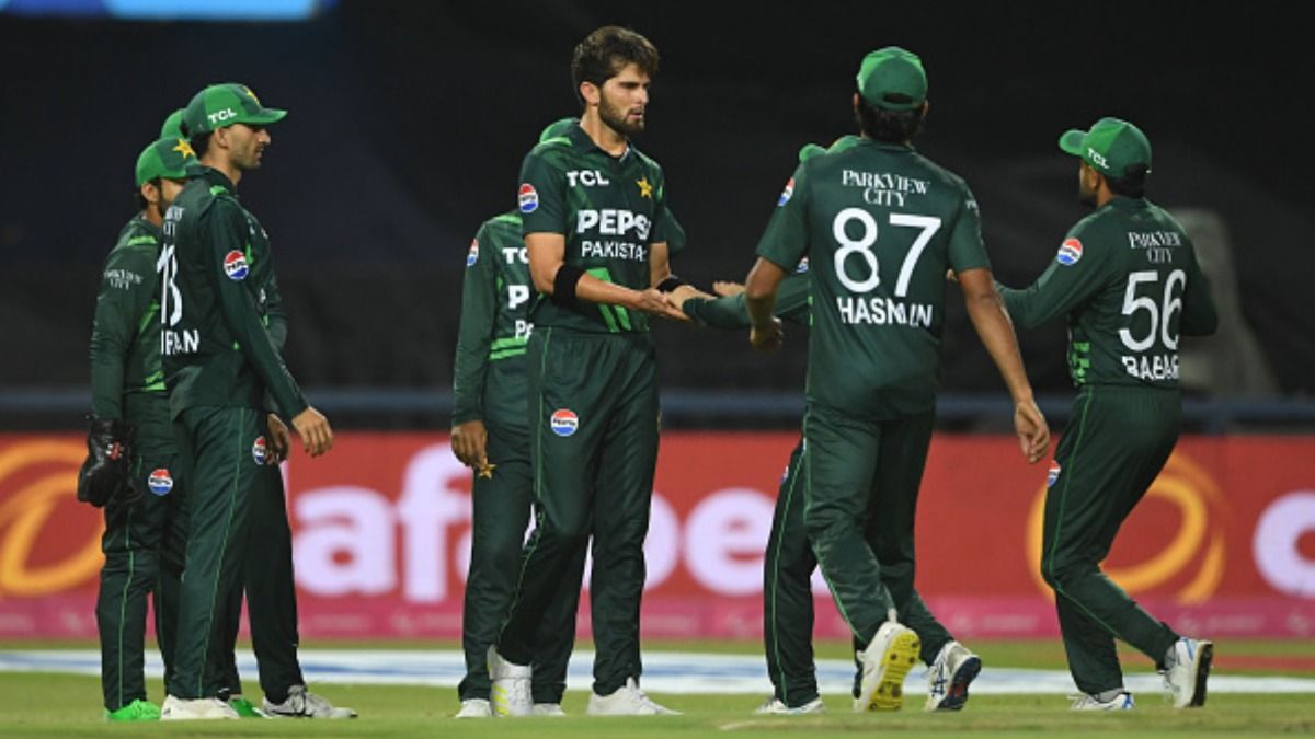 पाकिस्तान की चैंपियंस ट्रॉफी 2025 जर्सी लॉन्च, PCB ने बदल दिया रंग, देखिए कैसी दिखती है