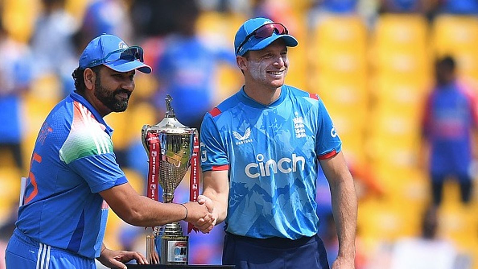 विराट कोहली की टीम इंडिया में वापसी से बाहर हुआ ये धुरंधर तो वरुण चक्रवर्ती को मिला डेब्यू का मौका, जानें टीम इंडिया की Playing XI विराट कोहली की टीम इंडिया में वापसी से बाहर हुआ ये धुरंधर तो वरुण चक्रवर्ती को मिला डेब्यू का मौका, जानें टीम इंडिया की Playing XI