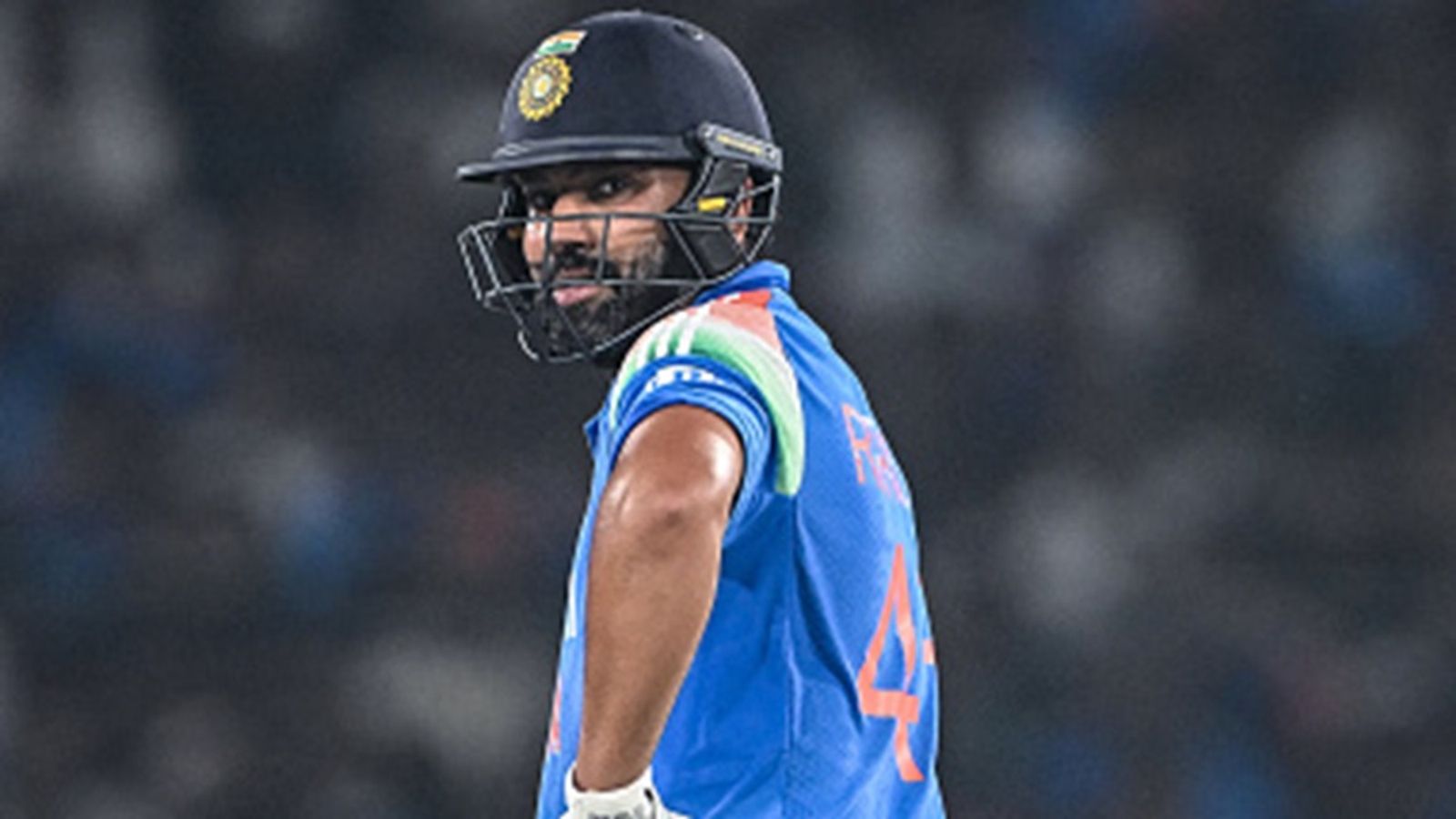 'मैं टुकड़ों में...', रोहित शर्मा ने कैसे की फॉर्म में वापसी? इंग्लैंड के खिलाफ शतक ठोकने के बाद खुद किया मास्टर प्लान का खुलासा 'मैं टुकड़ों में...', रोहित शर्मा ने कैसे की फॉर्म में वापसी? इंग्लैंड के खिलाफ शतक ठोकने के बाद खुद किया मास्टर प्लान का खुलासा