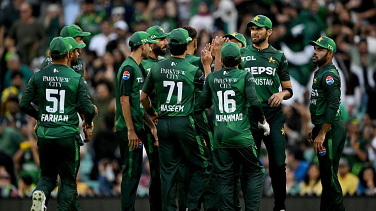 पाकिस्‍तान को बड़ा झटका, चोट के कारण स्‍टार तेज गेंदबाज साउथ अफ्रीका के खिलाफ मैच से बाहर,  PCB ने चैंपियंस ट्रॉफी से पहले दी बड़ी अपडेट
