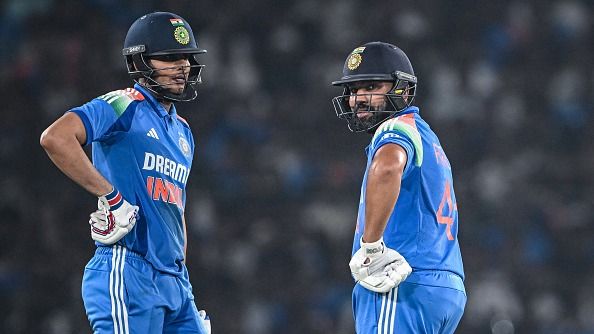 ICC ODI Rankings: रोहित शर्मा शतक लगाकर भी फिसले, बाबर आजम की बादशाहत खत्म करने के करीब शुभमन गिल, जानिए लेटेस्ट अपडेट