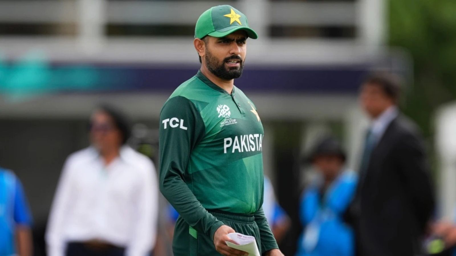 'किंग-किंग बोलना ज़रा कम करें', बाबर आजम ने पाकिस्तानी पत्रकारों को लगाई लताड़, बोले- संन्यास लूंगा तब..., देखिए Video 'किंग-किंग बोलना ज़रा कम करें', बाबर आजम ने पाकिस्तानी पत्रकारों को लगाई लताड़, बोले- संन्यास लूंगा तब..., देखिए Video