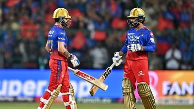 रजत पाटीदार ने RCB का नया कप्तान बनने और विराट कोहली को लेकर तोड़ी चुप्पी, कहा - उनके और मेरे बीच किसी एक को... रजत पाटीदार और विराट कोहली