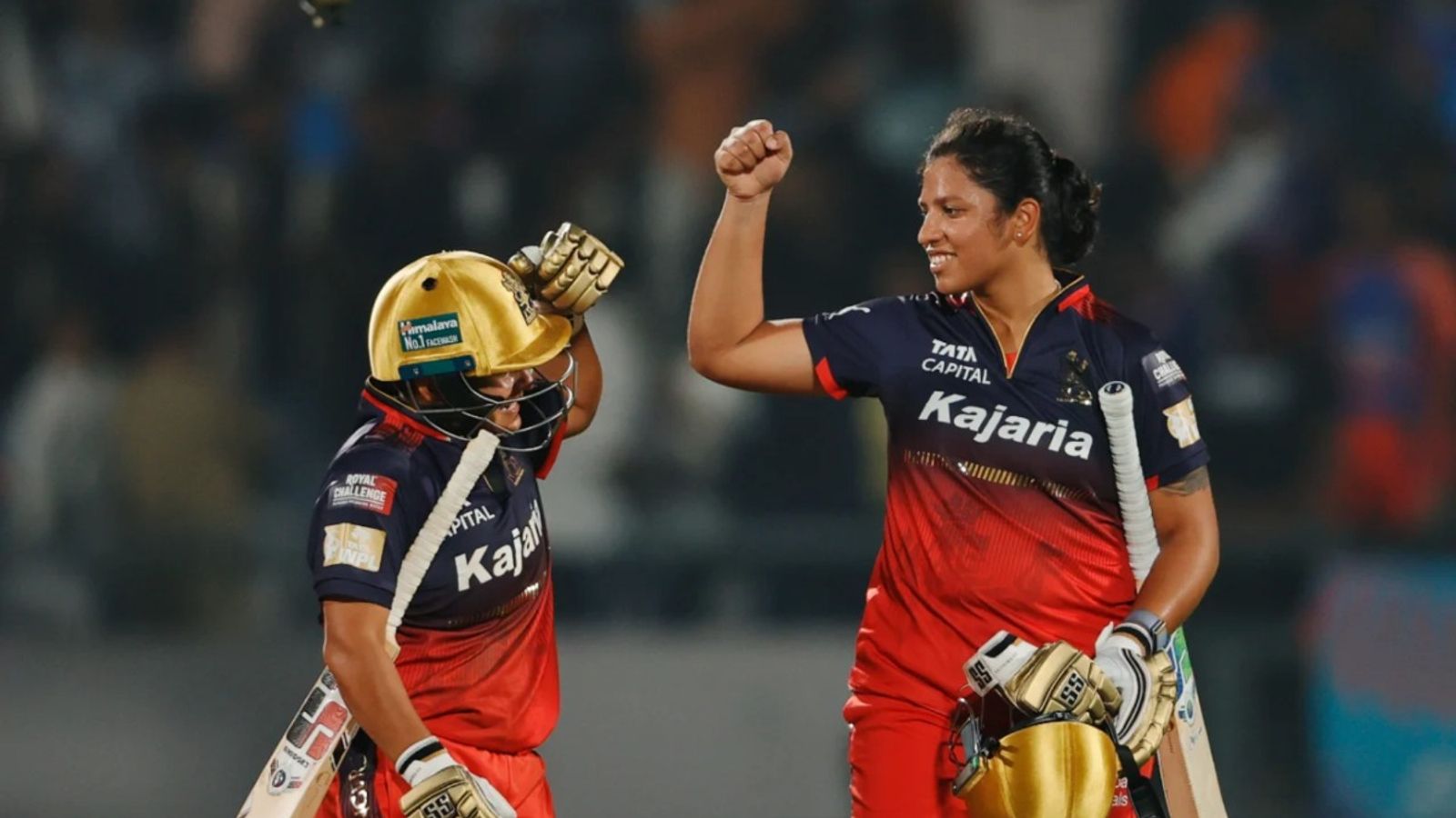 WPL 2025: ऋचा घोष-एलिस पैरी के विस्फोटक खेल से आरसीबी का रिकॉर्डतोड़ जीत के साथ आगाज, गार्डनर के तूफान के बाद भी हारा गुजरात WPL 2025: ऋचा घोष-एलिस पैरी के विस्फोटक खेल से आरसीबी का रिकॉर्डतोड़ जीत के साथ आगाज, गार्डनर के तूफान के बाद भी हारा गुजरात
