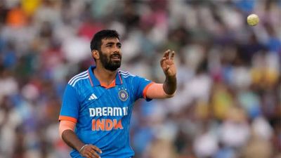 IND vs BAN: जसप्रीत बुमराह के बिना खेलने को मजबूर भारत को बांग्लादेशी दिग्गज ने ललकारा, कहा- अब हमारी टीम... SportsTak Hindi