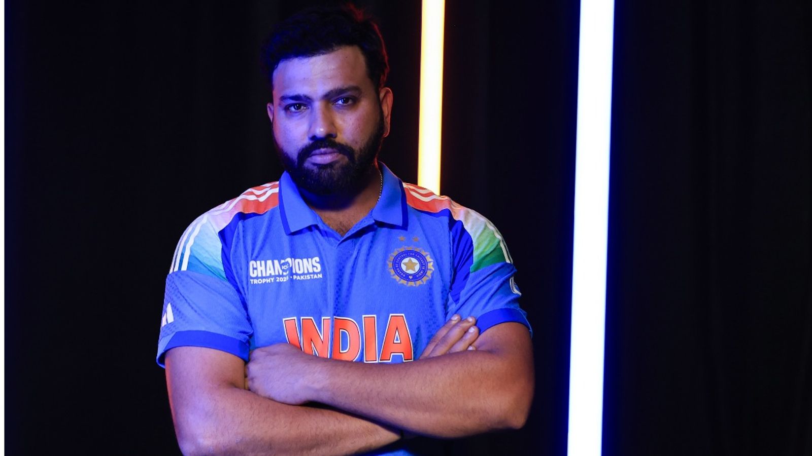 रोहित शर्मा ने टीम इंडिया में शामिल पांच स्पिनरों को लेकर तोड़ी चुप्पी,कहा - मैं उन लोगों में सिर्फ दो को... रोहित शर्मा ने टीम इंडिया में शामिल पांच स्पिनरों को लेकर तोड़ी चुप्पी,कहा - मैं उन लोगों में सिर्फ दो को...