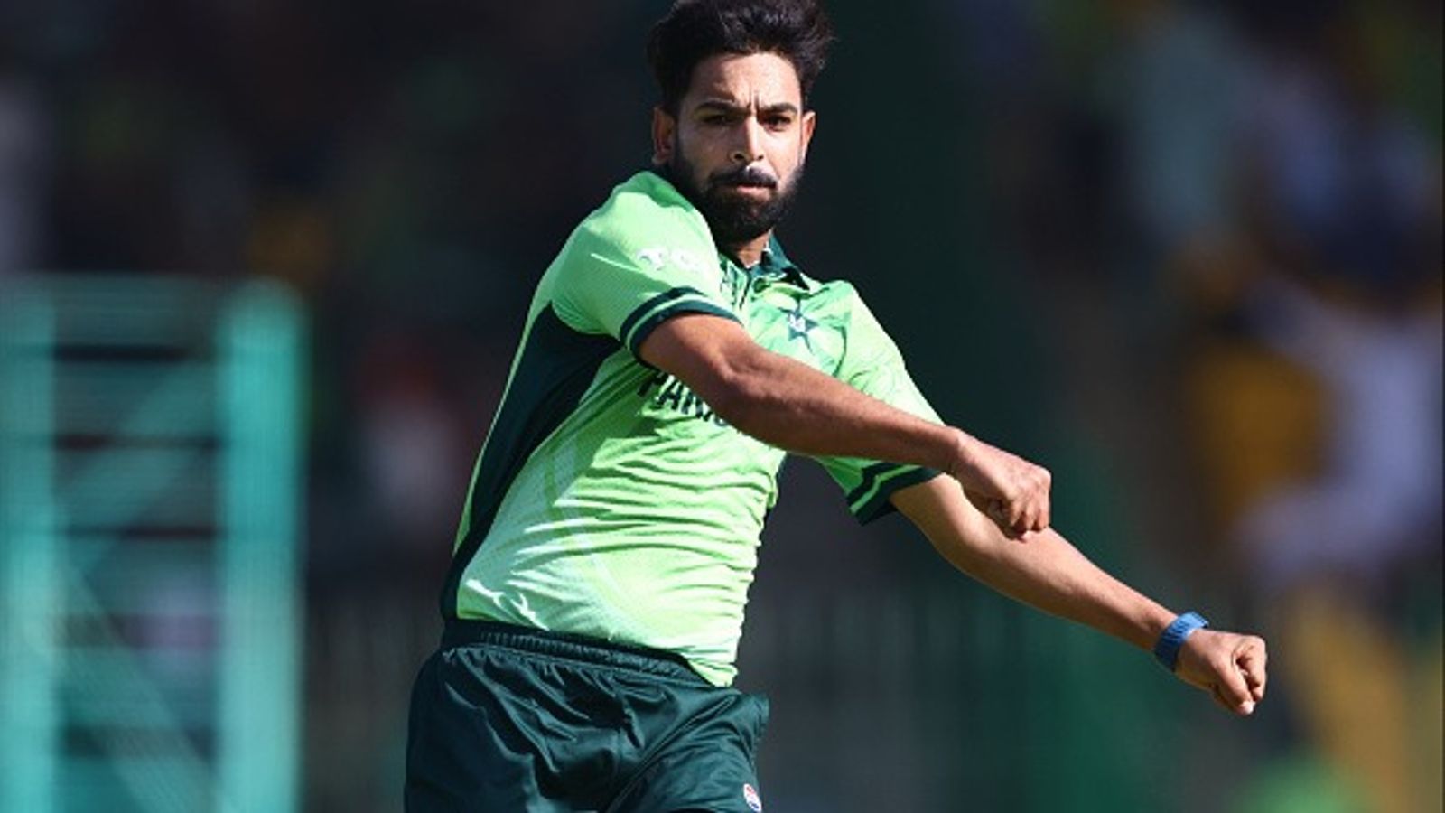 हारिस रऊफ का चैंपियंस ट्रॉफी में अब तक का सबसे घटिया डेब्यू, पाकिस्तान की लुटिया डुबोई, पहले मैच में लगा करियर पर बड़ा दाग हारिस रऊफ का चैंपियंस ट्रॉफी में अब तक का सबसे घटिया डेब्यू, पाकिस्तान की लुटिया डुबोई, पहले मैच में लगा करियर पर बड़ा दाग