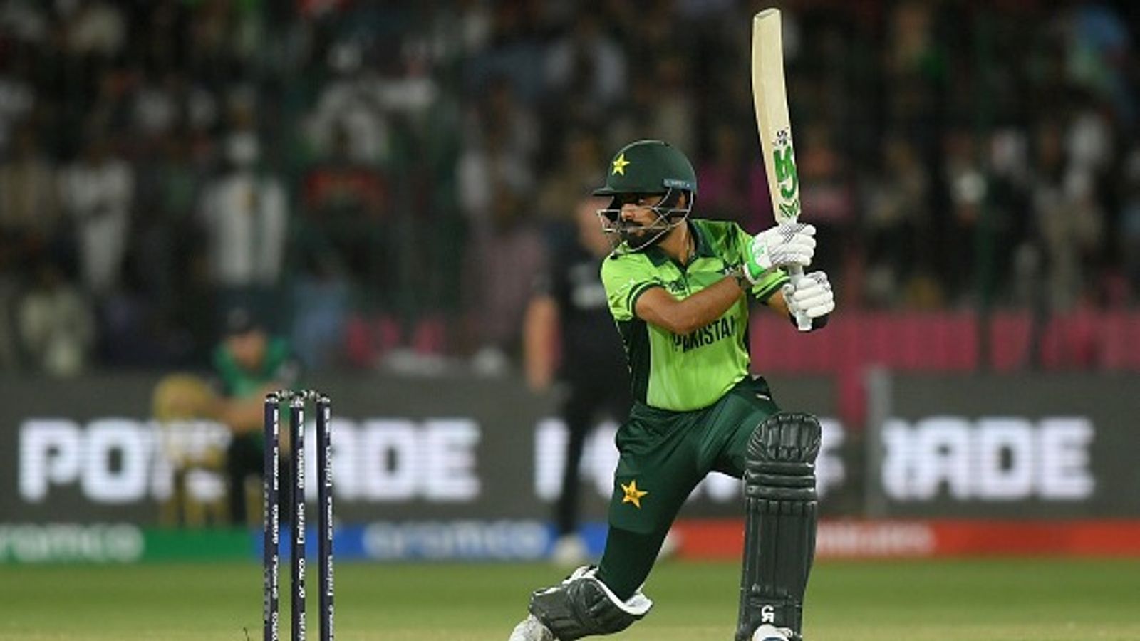 पाकिस्तान को उसी के स्टार बल्लेबाज ने दिया गहरा जख्म, 'बाबर आजम न्यूजीलैंड की टीम में शामिल हुए' पाकिस्तान को उसी के स्टार बल्लेबाज ने दिया गहरा जख्म, 'बाबर आजम न्यूजीलैंड की टीम में शामिल हुए'