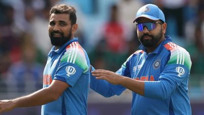 रोहित शर्मा ने दुबई से लेकर पाकिस्तान तक मोहम्मद शमी की तारीफों के पुल बांधे, बांग्लादेश पर जीत के बाद लगाया बातों का छक्का mohammed shami and rohit sharma icc getty
