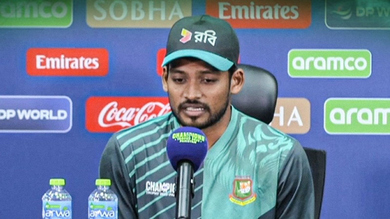 भारत से हार के बाद बांग्लादेशी कप्तान शांतो का छलका दर्द, दुखी मन से कहा- मुझे नहीं लगता कि मेरी टीम में... भारत से हार के बाद बांग्लादेशी कप्तान शांतो का छलका दर्द, दुखी मन से कहा- मुझे नहीं लगता कि मेरी टीम में...