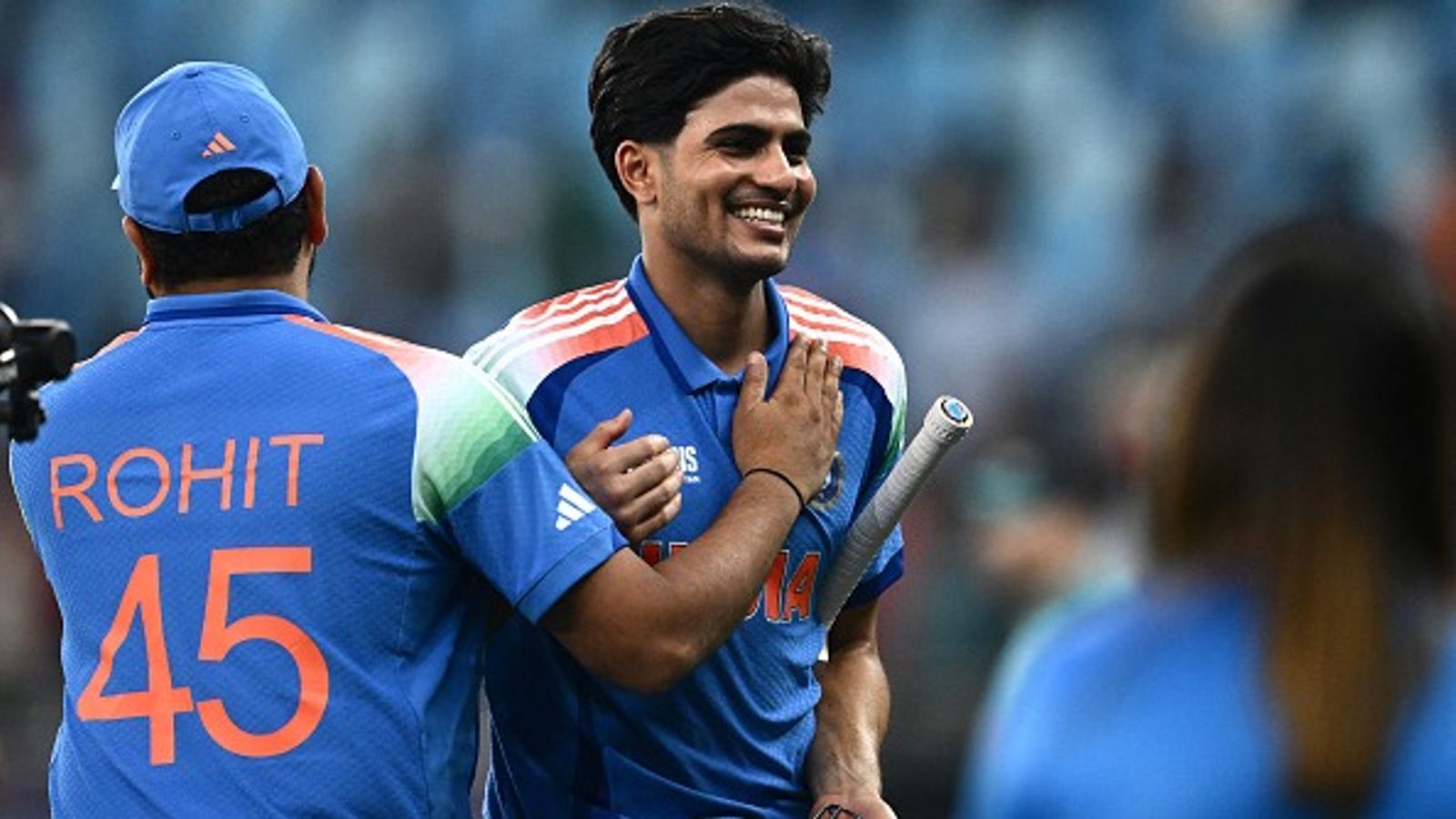 'मुझे समझ नहीं आता कि...', टीम इंडिया की बांग्लादेश पर शानदार जीत के बावजूद क्यों भड़का भारतीय दिग्गज? 'मुझे समझ नहीं आता कि...', टीम इंडिया की बांग्लादेश पर शानदार जीत के बावजूद क्यों भड़का भारतीय दिग्गज?