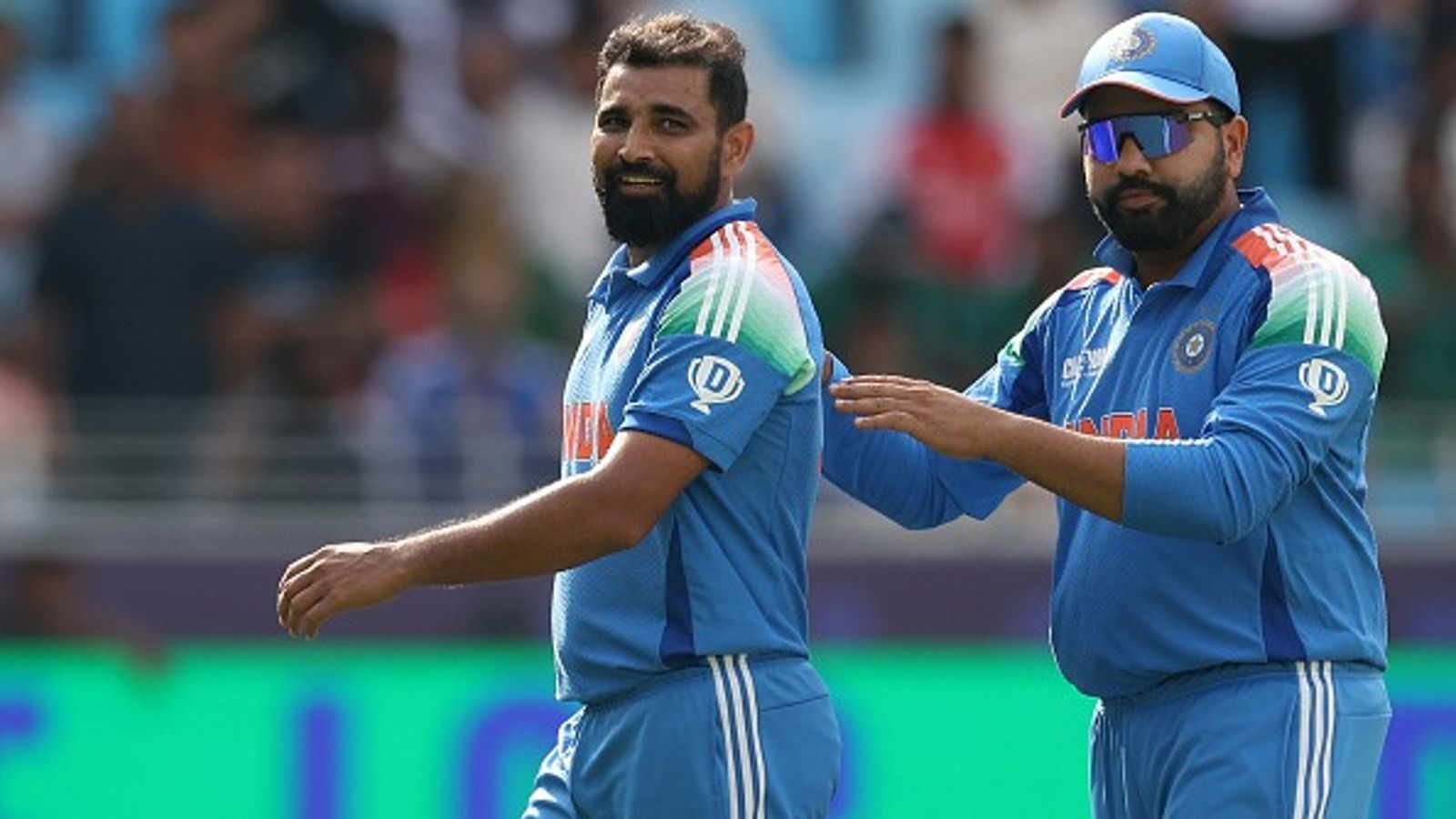 बांग्लादेश के खिलाफ जीत के बाद मोहम्मद शमी से फिर पूछा गया दिल छलनी कर देने वाला सवाल, भारतीय स्टार के कुरेदे गए चार साल पुराने जख्म बांग्लादेश के खिलाफ जीत के बाद मोहम्मद शमी से फिर पूछा गया दिल छलनी कर देने वाला सवाल, भारतीय स्टार के कुरेदे गए चार साल पुराने जख्म