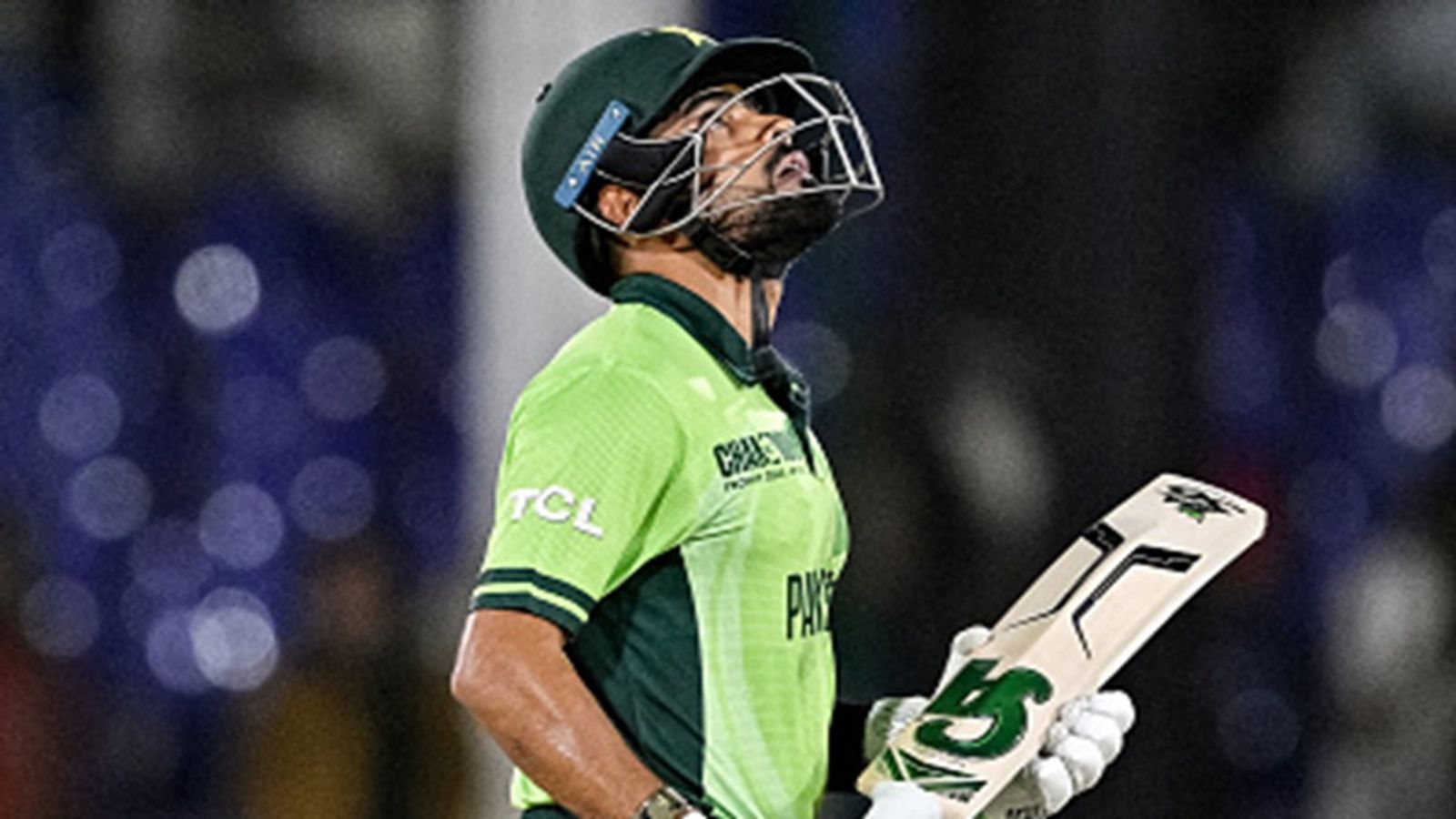 'इंटेंट घर में भूल गए क्या ?', बाबर आजम को भारत के अश्विन ने जमकर लताड़ा, कहा - उसके पास कोई शॉट नहीं और... 'इंटेंट घर में भूल गए क्या ?', बाबर आजम को भारत के अश्विन ने जमकर लताड़ा, कहा - उसके पास कोई शॉट नहीं और...