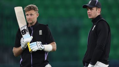 जो रूट का ऑस्ट्रेलिया के खिलाफ मुकाबले से पहले चौंकाने वाला बयान, कहा- 'मैं कभी रिटायर नहीं हुआ और न ही वनडे खेलने से मना किया' SportsTak Hindi