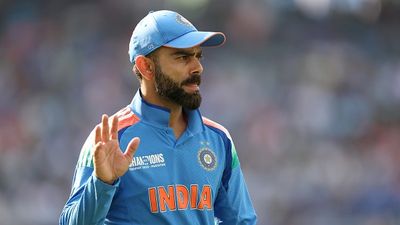 विराट कोहली ने पाकिस्तान के खिलाफ मैच से पहले लिया बड़ा फैसला, हर कोई कर रहा तारीफ लेकिन एक इंसान ऐसा भी है जो... SportsTak Hindi