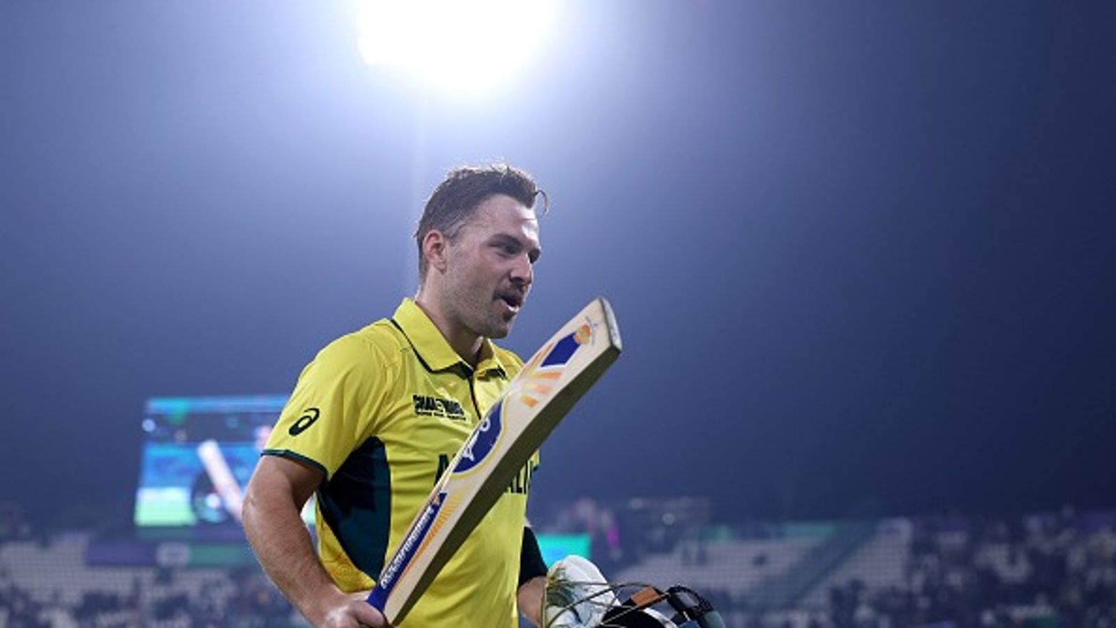 352 रन के चेज में इंग्लैंड की धज्जियां उड़ाने वाले जोश इंग्लिस ने अंग्रेजों का उड़ाया मजाक, कहा - मैं चांद पर और उनके गेंदबाजों की इज्जत नहीं... 352 रन के चेज में इंग्लैंड की धज्जियां उड़ाने वाले जोश इंग्लिस ने अंग्रेजों का उड़ाया मजाक, कहा - मैं चांद पर और उनके गेंदबाजों की इज्जत नहीं...