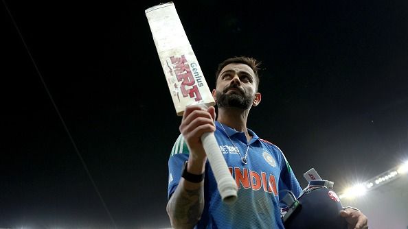 विराट कोहली का पाकिस्तान के सामने शतक जड़ने के बाद खराब दौर को याद करके छलका दर्द, कहा - जब सिर नीचे होता है तो...