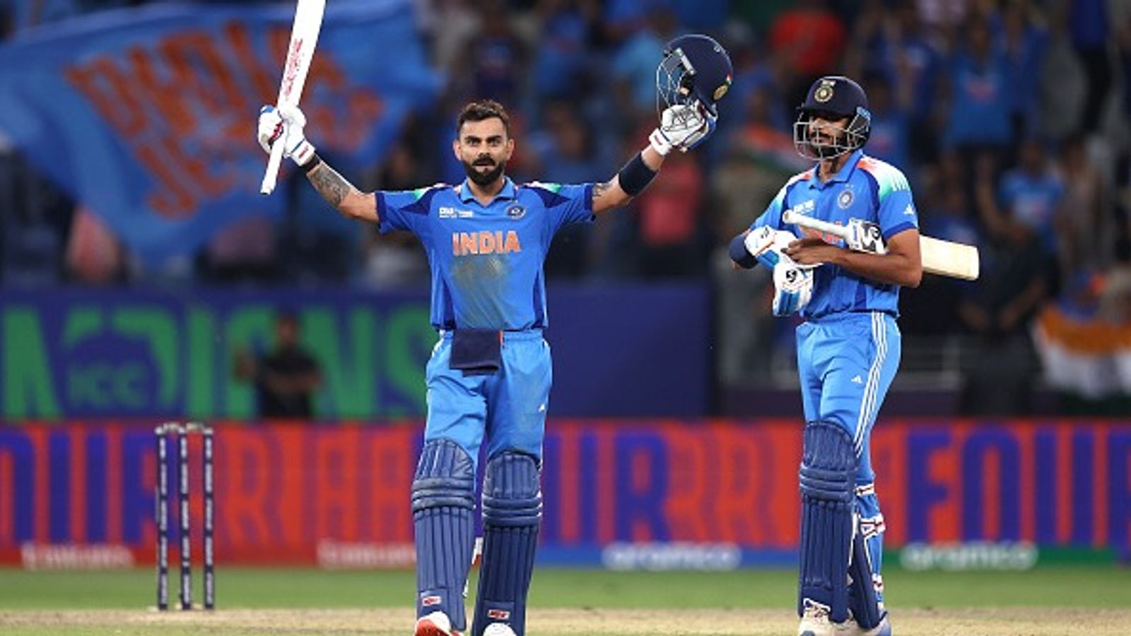 विराट कोहली के शतक की वजह से क्या टीम इंडिया को पाकिस्तान के खिलाफ जीत हासिल करने में हुई देरी? श्रेयस अय्यर का बड़ा बयान विराट कोहली के शतक की वजह से क्या टीम इंडिया को पाकिस्तान के खिलाफ जीत हासिल करने में हुई देरी? श्रेयस अय्यर का बड़ा बयान