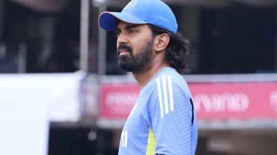 44 ODI में केवल 3 चौके मारने वाला यह भारतीय खिलाड़ी करता है बड़े-बड़े छक्के उड़ाने के दावे, केएल राहुल का तगड़ा खुलासा   SportsTak Hindi