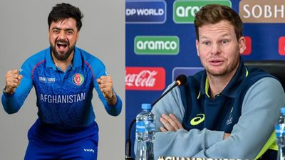 साउथ अफ्रीका के सामने मैच रद्द होने के बाद खौफ में ऑस्ट्रेलियाई कप्तान स्टीव स्मिथ, कहा - खतरनाक अफगानिस्तान को... राशिद खान और स्टीव स्मिथ