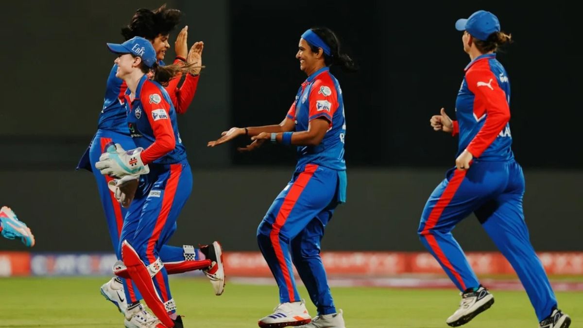 जेस जोनासन की तूफानी पारी से जीती दिल्ली कैपिटल्स, गुजरात को हराकर RCB से छीना ताज 