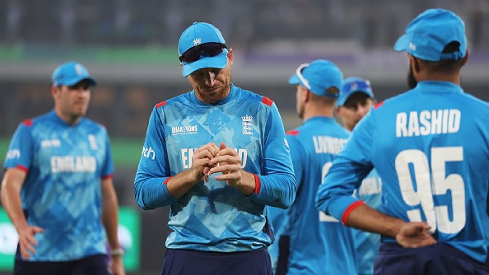 इंग्लैंड को चैंपियंस ट्रॉफी से बाहर करने में उनके ही दिग्गज का हाथ, मैच से एक दिन पहले ही हो गया था सबकुछ तय! इंग्लैंड को चैंपियंस ट्रॉफी से बाहर करने में उनके ही दिग्गज का हाथ, मैच से एक दिन पहले ही हो गया था सबकुछ तय!