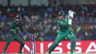 चैंपियंस ट्रॉफी 2025 के बीच 36 साल के साउथ अफ्रीकी बल्लेबाज ने संन्यास पर दी बड़ी अपडेट, कहा - मेरा करियर खत्म... पाकिस्तान के सामने बल्लेबाजी के दौरान रासी