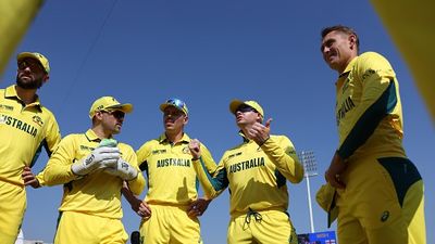 ऑस्ट्रेलिया को सेमीफाइनल में पहुंचते ही लग गया झटका, चोटिल हुआ तूफानी बल्लेबाज, कप्तान स्मिथ बोले- मुश्किल होगी क्योंकि... ऑस्ट्रेलियाई टीम