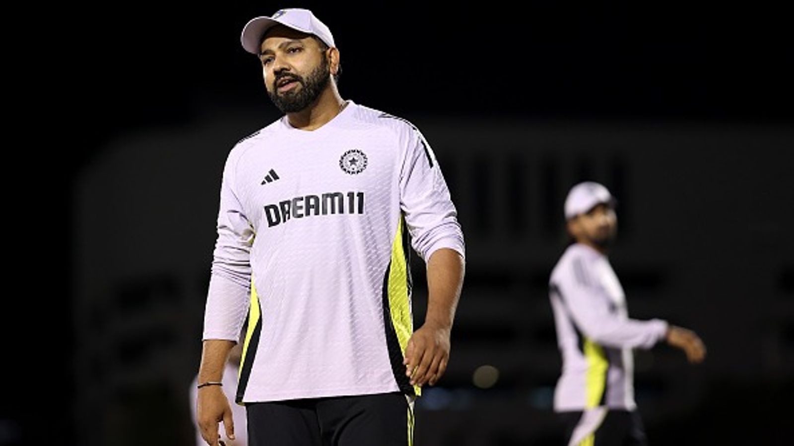 रोहित शर्मा की फिटनेस पर भारतीय कोच ने दी बड़ी अपडेट, न्यूजीलैंड के खिलाफ मैच से पहले कप्तान की चोट पर सब कुछ साफ कर दिया रोहित शर्मा की फिटनेस पर भारतीय कोच ने दी बड़ी अपडेट, न्यूजीलैंड के खिलाफ मैच से पहले कप्तान की चोट पर सब कुछ साफ कर दिया