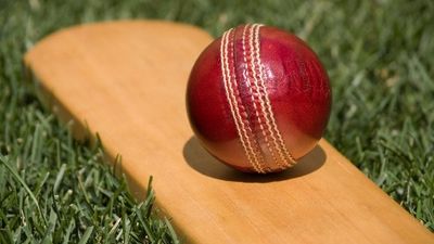 बड़ी खबर: साउथ अफ्रीका क्रिकेट में मातम, 11 सेंचुरी लगाने वाले बल्लेबाज का हुआ निधन SportsTak Hindi