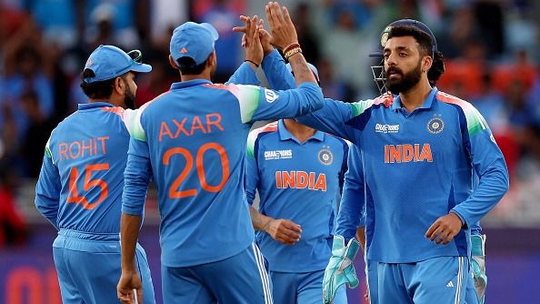 टीम इंडिया को झटका, मां के निधन के चलते चैंपियंस ट्रॉफी सेमीफाइनल से ठीक पहले घर लौटा ये दिग्गज