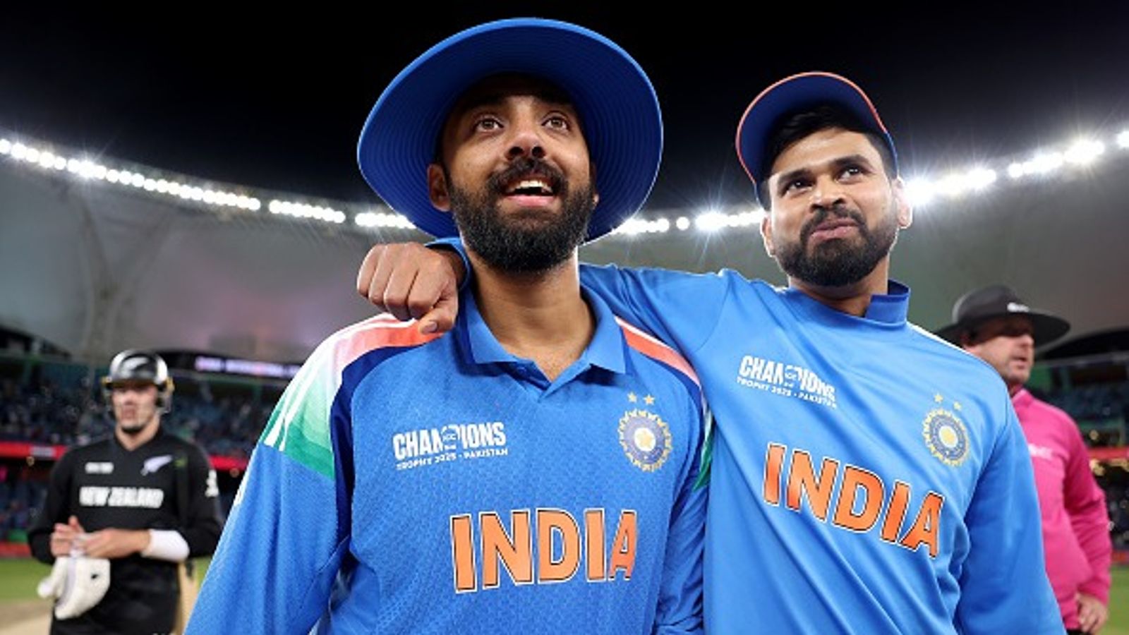 न्यूजीलैंड के कप्तान मिचेल सैंटनर ने टीम इंडिया की जीत का श्रेय वरुण चक्रवर्ती को क्यों नहीं दिया, जानिए वजह न्यूजीलैंड के कप्तान मिचेल सैंटनर ने टीम इंडिया की जीत का श्रेय वरुण चक्रवर्ती को क्यों नहीं दिया, जानिए वजह