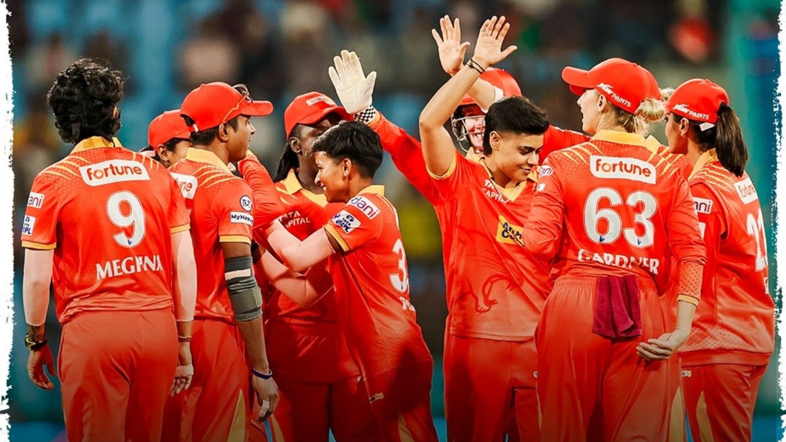 WPL 2025: गुजरात जायंट्स ने दर्ज की लगातार दूसरी जीत, यूपी वॉरियर्ज को 81 रन से दी मात, मूनी ने 96 रन की पारी खेल टीम की कराई प्लेऑफ्स रेस में वापसी WPL 2025: गुजरात जायंट्स ने दर्ज की लगातार दूसरी जीत, यूपी वॉरियर्ज को 81 रन से दी मात, मूनी ने 96 रन की पारी खेल टीम की कराई प्लेऑफ्स रेस में वापसी