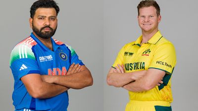 India vs Australia Semifinal : चैंपियंस ट्रॉफी सेमीफाइनल में भारत की पहले फील्डिंग, जानिए दोनों टीमों की प्लेइंग XI में क्या बड़े बदलाव हुए SportsTak Hindi