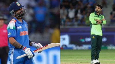 'कोहली मुझे छक्का लगाओ', पाकिस्तानी स्पिनर अबरार अहमद ने कबूला विराट से 'पंगा', कहा - मैंने चिढ़ाया तो वो... Virat Kohli and Abrar Ahmed