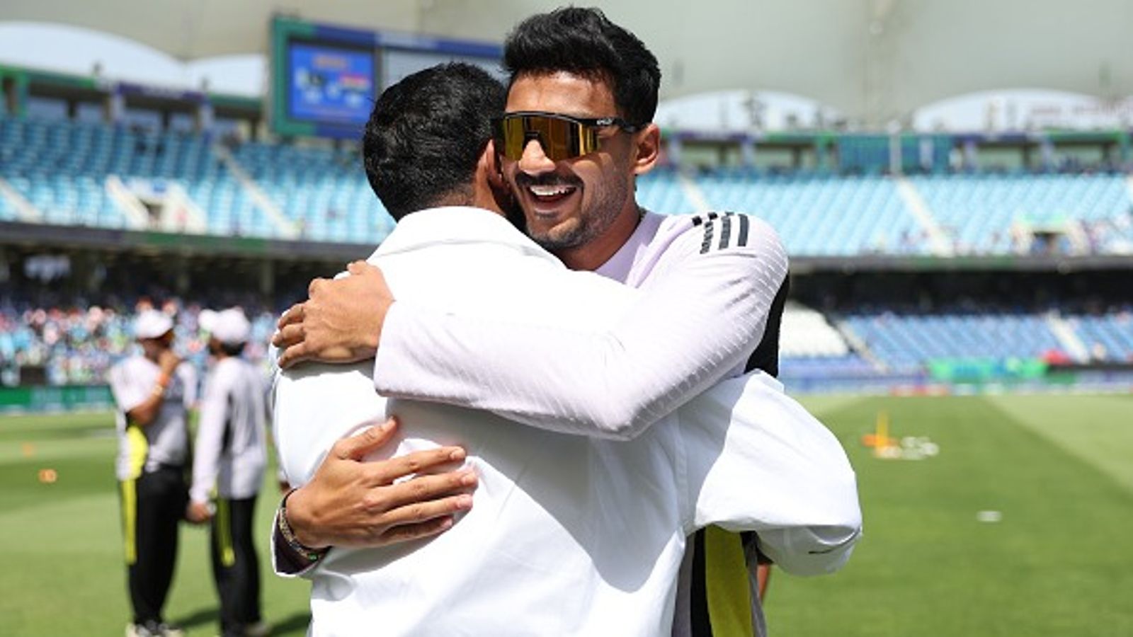 चैंपियंस ट्रॉफी फाइनल से पहले टीम इंडिया के लिए बुरी खबर, स्टार गेंदबाज की फिटनेस पर आई टेंशन बढ़ाने वाली अपडेट! चैंपियंस ट्रॉफी फाइनल से पहले टीम इंडिया के लिए बुरी खबर, स्टार गेंदबाज की फिटनेस पर आई टेंशन बढ़ाने वाली अपडेट!