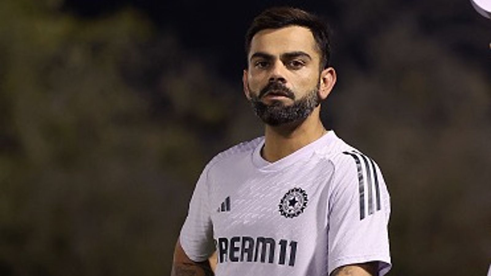 चैंपियंस ट्रॉफी के फाइनल से ठीक विराट कोहली को लगी चोट, पैर पर गेंद लगने के कारण भारतीय स्टार को रोकनी पड़ी प्रैक्टिस भारत के नेट्स सेशन में विराट कोहली