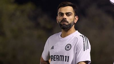 चैंपियंस ट्रॉफी के फाइनल से ठीक विराट कोहली को लगी चोट, पैर पर गेंद लगने के कारण भारतीय स्टार को रोकनी पड़ी प्रैक्टिस SportsTak Hindi