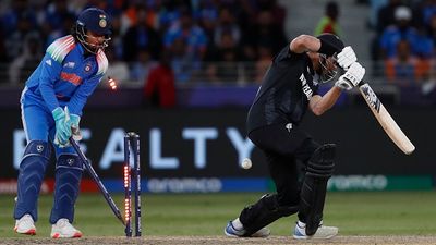 IND vs NZ: भारत- न्यूजीलैंड के बीच फाइनल में किस टीम का पलड़ा भारी, यहां जानें वनडे और ICC इवेंट में किसका है दबदबा SportsTak Hindi