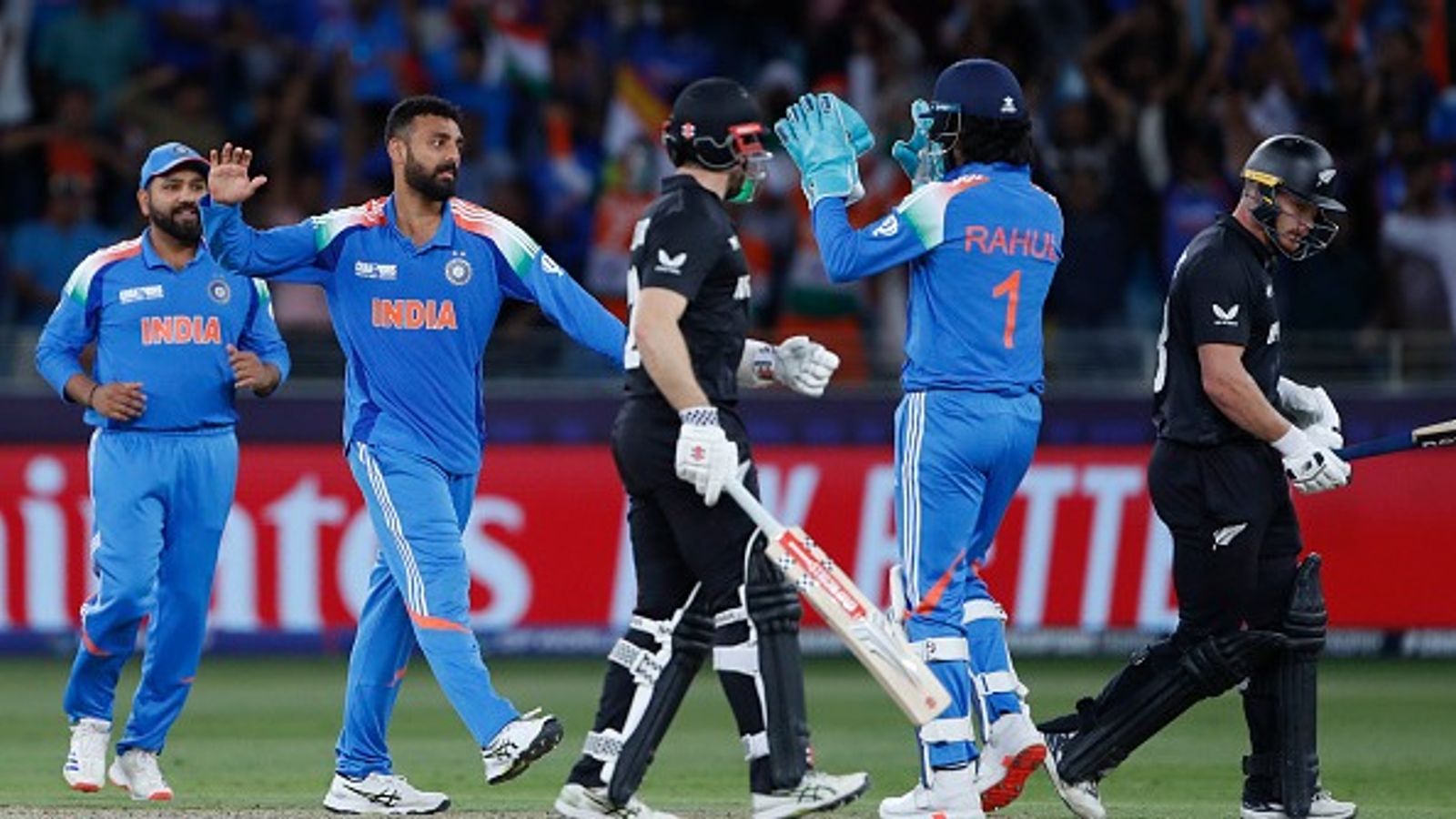 IND vs NZ Dubai Weather Updates: चैंपियंस ट्रॉफी के फाइनल पर क्या बारिश का मंडरा रहा है खतरा? यहां जानें दुबई के मौसम का अपडेट IND vs NZ Dubai Weather Updates: चैंपियंस ट्रॉफी के फाइनल पर क्या बारिश का मंडरा रहा है खतरा? यहां जानें दुबई के मौसम का अपडेट