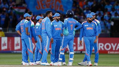 IND vs NZ, Predicted Playing 11: न्यूजीलैंड के खिलाफ फाइनल में ये होगी टीम इंडिया की प्लेइंग इलेवन! इस धुरंधर के खेलने पर लटकी तलवार  SportsTak Hindi
