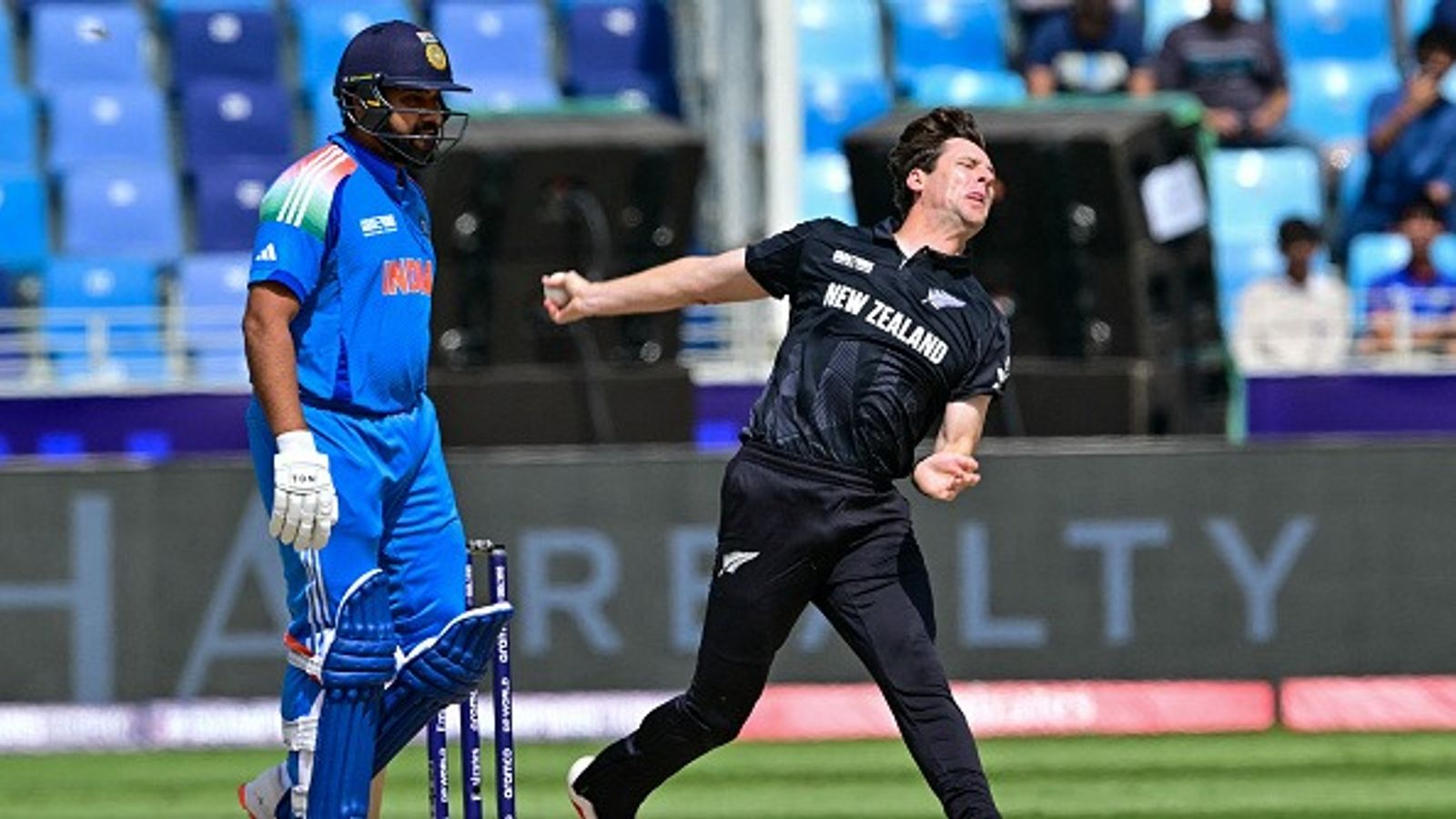 IND vs NZ Live Streaming: भारत-न्यूजीलैंड के बीच चैंपियंस ट्रॉफी का फाइनल कब और कहां देखें, यहां जानें हाईवोल्टेज मुकाबले की पूरी डिटेल्स IND vs NZ Live Streaming: भारत-न्यूजीलैंड के बीच चैंपियंस ट्रॉफी का फाइनल कब और कहां देखें, यहां जानें हाईवोल्टेज मुकाबले की पूरी डिटेल्स