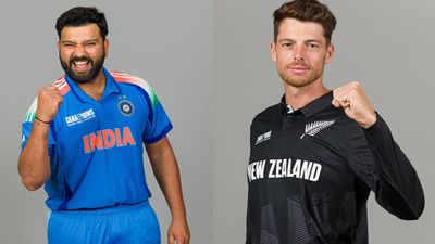 IND vs NZ Toss Today: चैंपियंस ट्रॉफी फाइनल में रोहित शर्मा की प्लेइंग XI ने उड़ाए सैंटनर के होश, जानिए भारत-न्यूजीलैंड की टीम में क्या बदलाव हुए और पहले किसकी बैटिंग SportsTak Hindi
