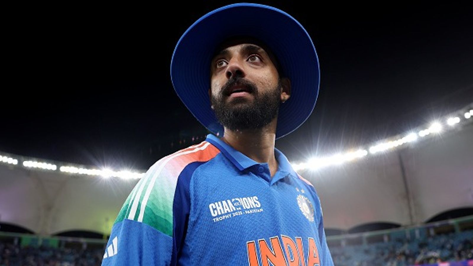 चैंपियंस ट्रॉफी के फाइनल में दो विकेट लेने के बाद वरुण चक्रवर्ती का दर्द आया बाहर, बड़ा खुलासा करते हुए कहा- मुझे पेनकिलर की... चैंपियंस ट्रॉफी के फाइनल में दो विकेट लेने के बाद वरुण चक्रवर्ती का दर्द आया बाहर, बड़ा खुलासा करते हुए कहा- मुझे पेनकिलर की...