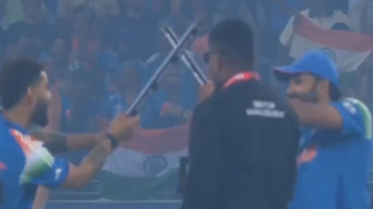 रोहित शर्मा-विराट कोहली ने चैंपियंस ट्रॉफी में चैंपियन बनने के बाद स्टंप्स उखाड़कर काटा बवाल, ये नजारा कभी किसी ने नहीं देखा था, दिल जीत लेगा ये VIDEO
